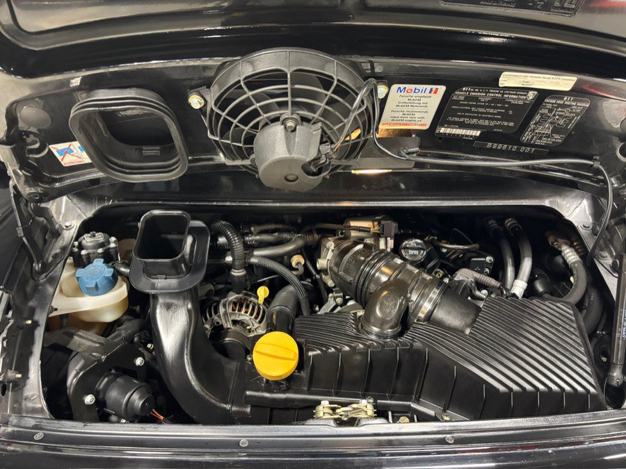 Used 2001 Porsche 911 Carrera 4 AWD/4WD image 19