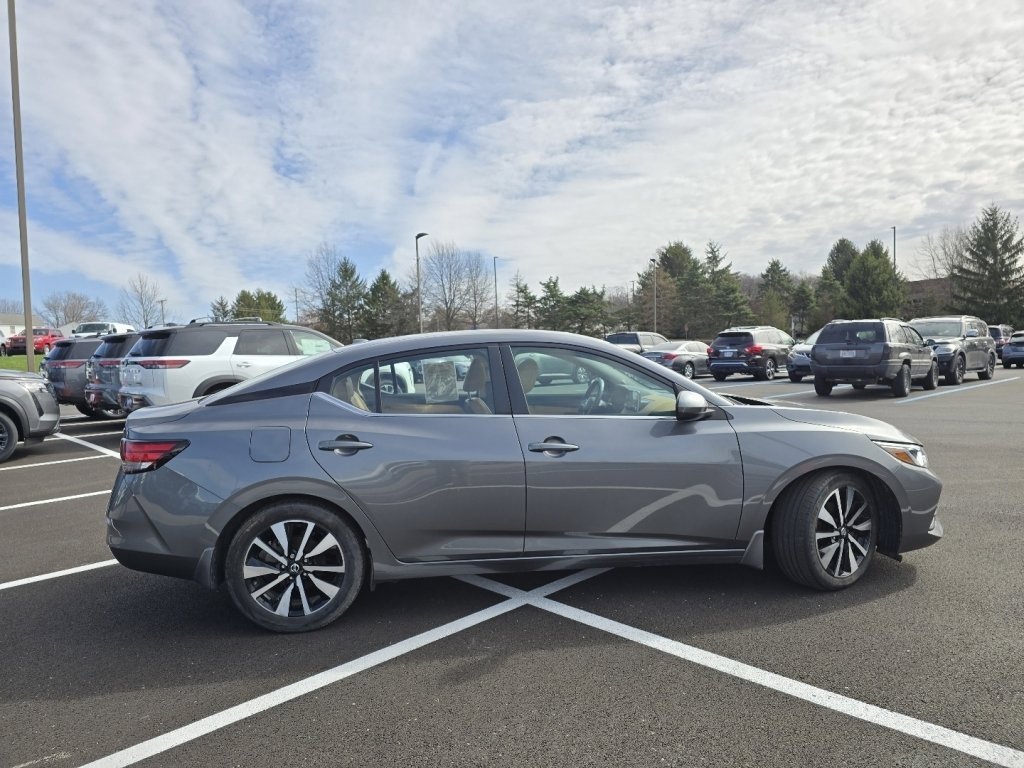 Used 2023 Nissan Sentra SV w/ SV Premium Package image 14