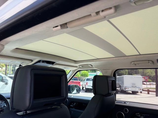 Used 2018 Land Rover Range Rover Supercharged AWD/4WD image 60