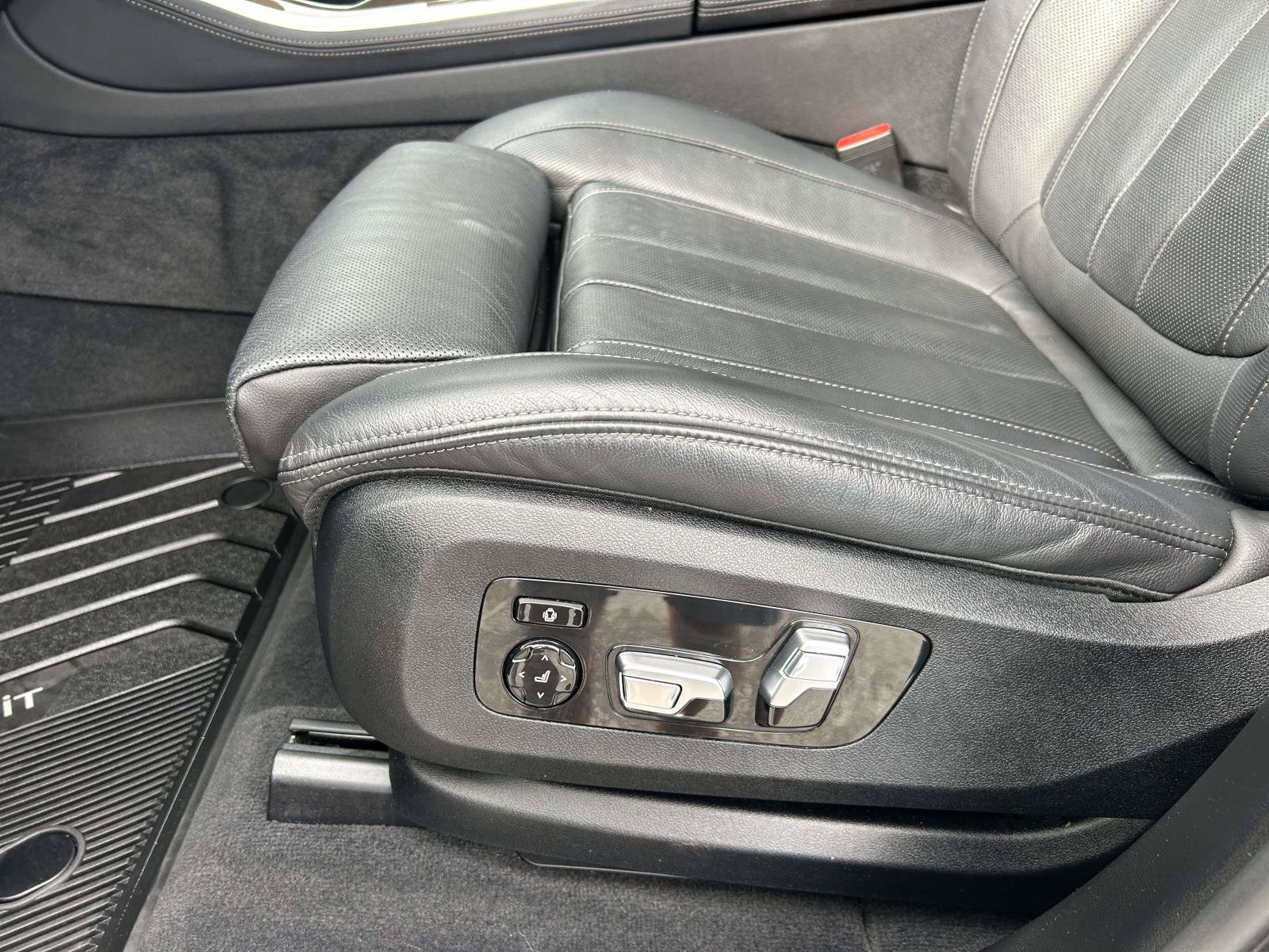 Used 2022 BMW X5 xDrive45e w/ M Sport Package AWD/4WD image 16