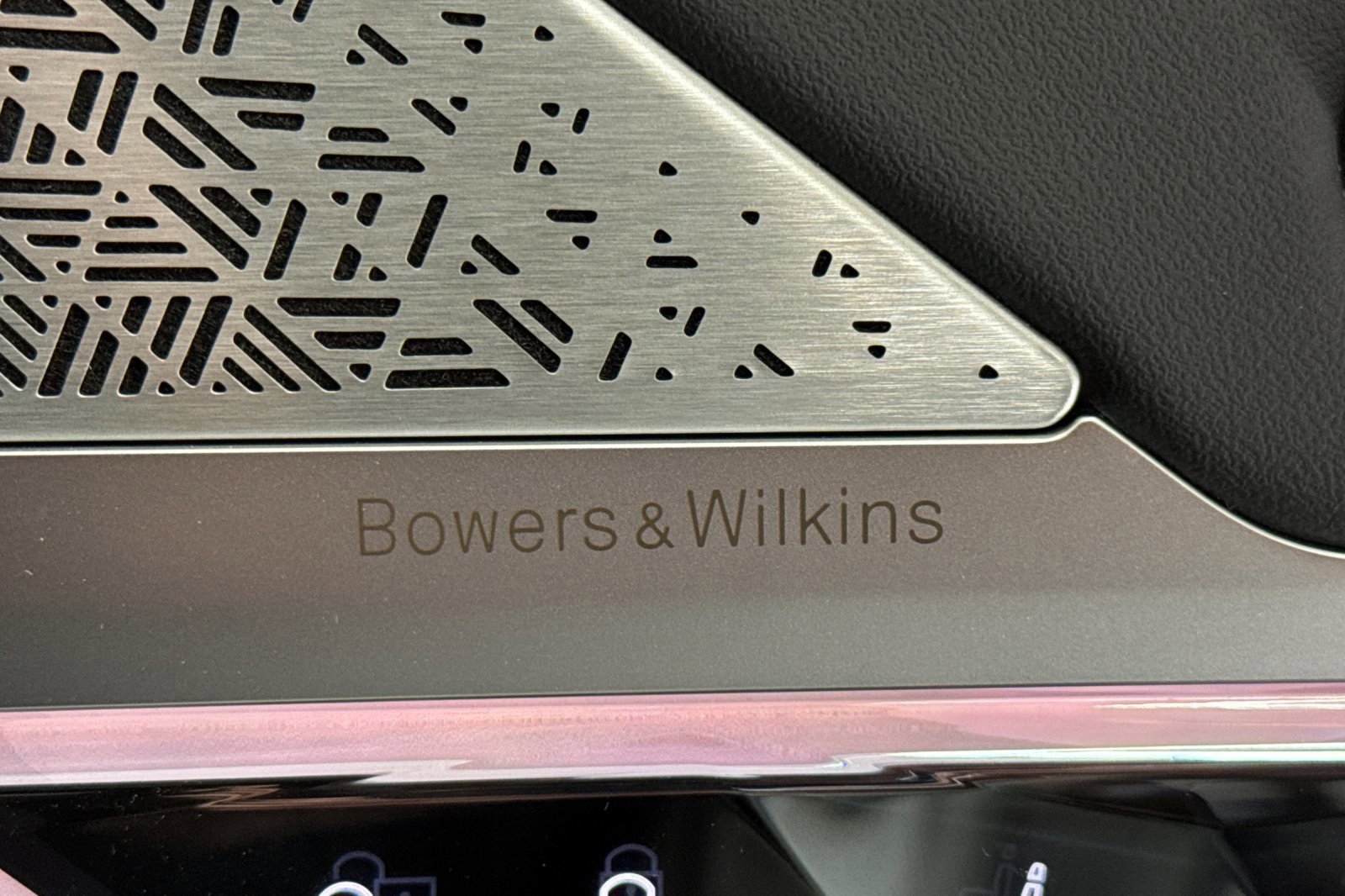 Used 2023 BMW i7 xDrive60 image 23