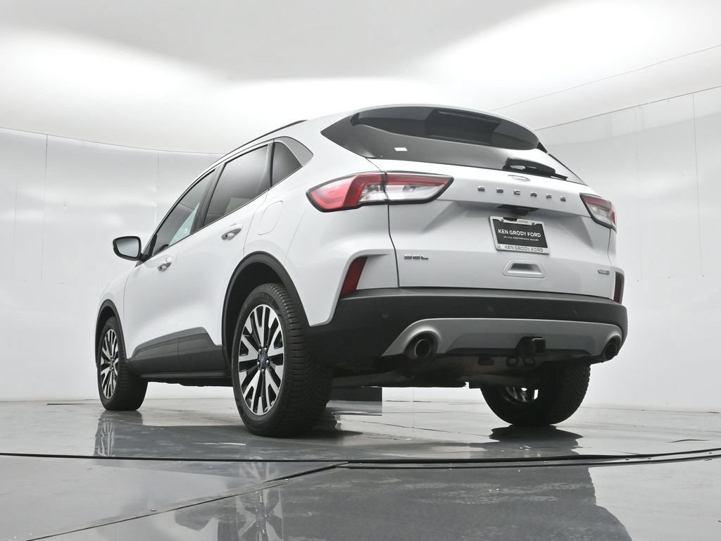 Certified 2020 Ford Escape SEL AWD/4WD image 49