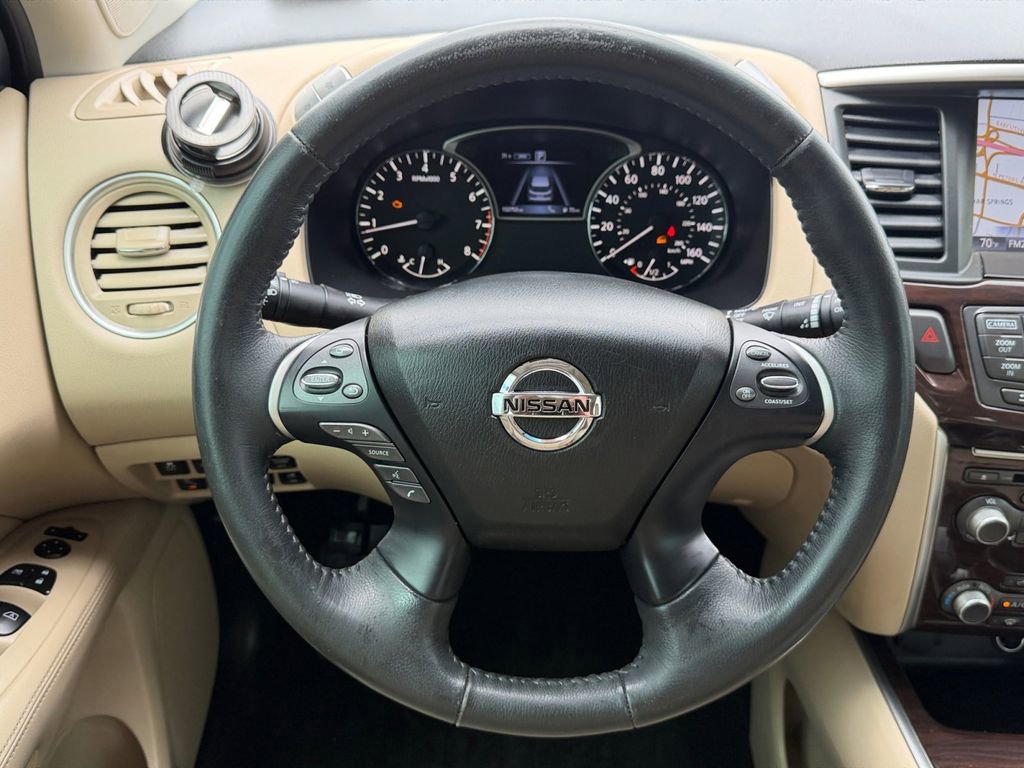 Used 2016 Nissan Pathfinder Platinum AWD/4WD image 17