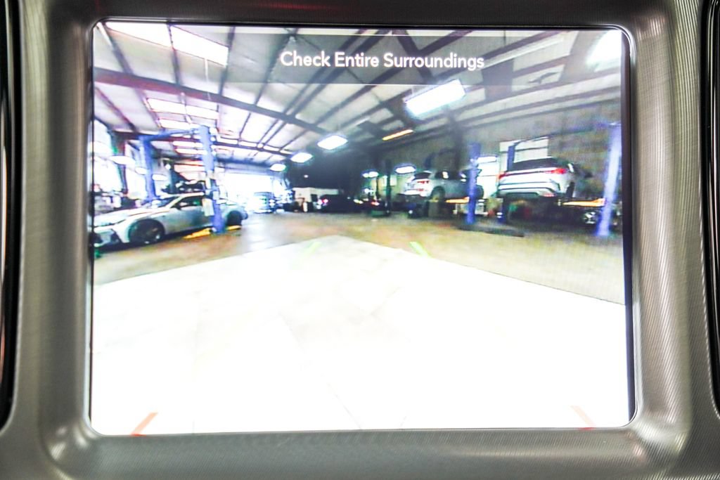 Used 2022 Dodge Challenger R/T Scat Pack RWD image 31