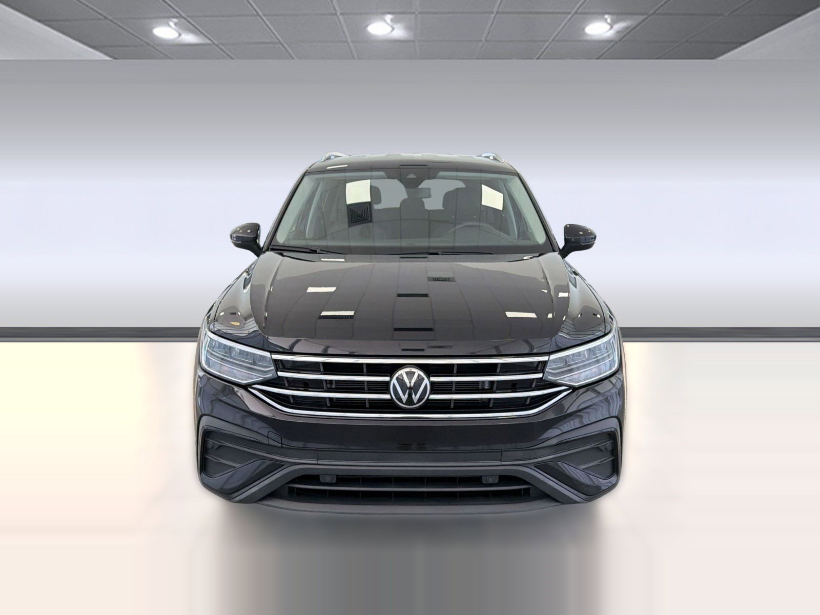 Certified 2024 Volkswagen Tiguan SE image 6