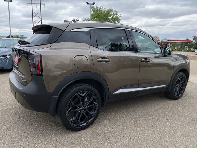 Certified 2025 Nissan Kicks SR AWD/4WD image 5
