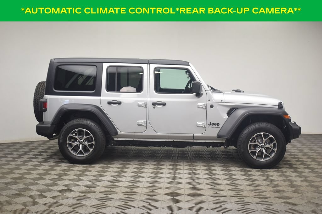 Used 2024 Jeep Wrangler Unlimited Sport AWD/4WD image 13