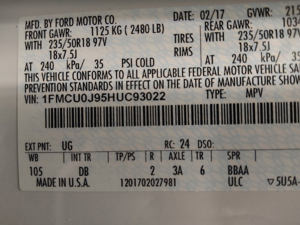 Used 2017 Ford Escape Titanium FWD image 33