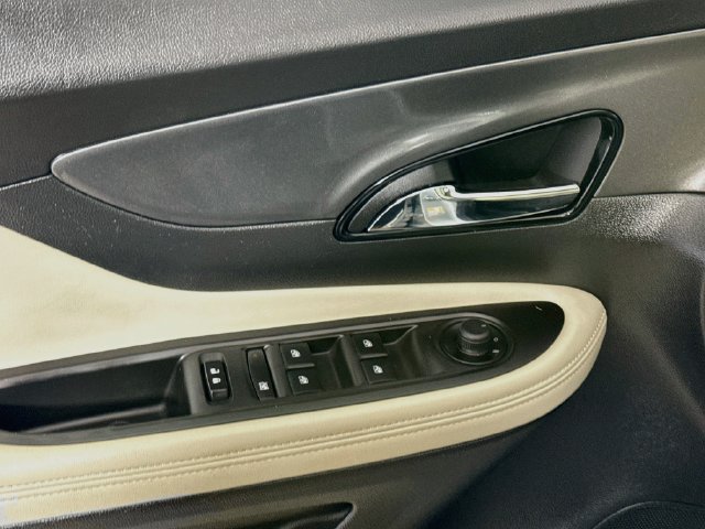 Used 2017 Buick Encore Premium w/ Experience Buick Package FWD image 23