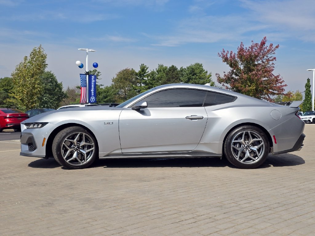Used 2024 Ford Mustang GT Premium w/ GT Performance Package RWD image 19