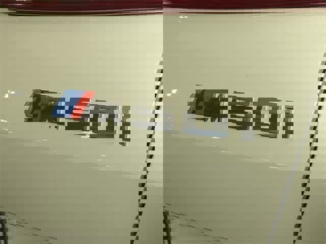 Used 2023 BMW X6 M50i w/ Executive Package image 11