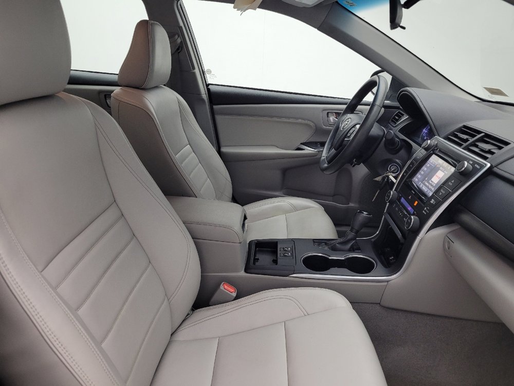 Used 2016 Toyota Camry XLE FWD image 21