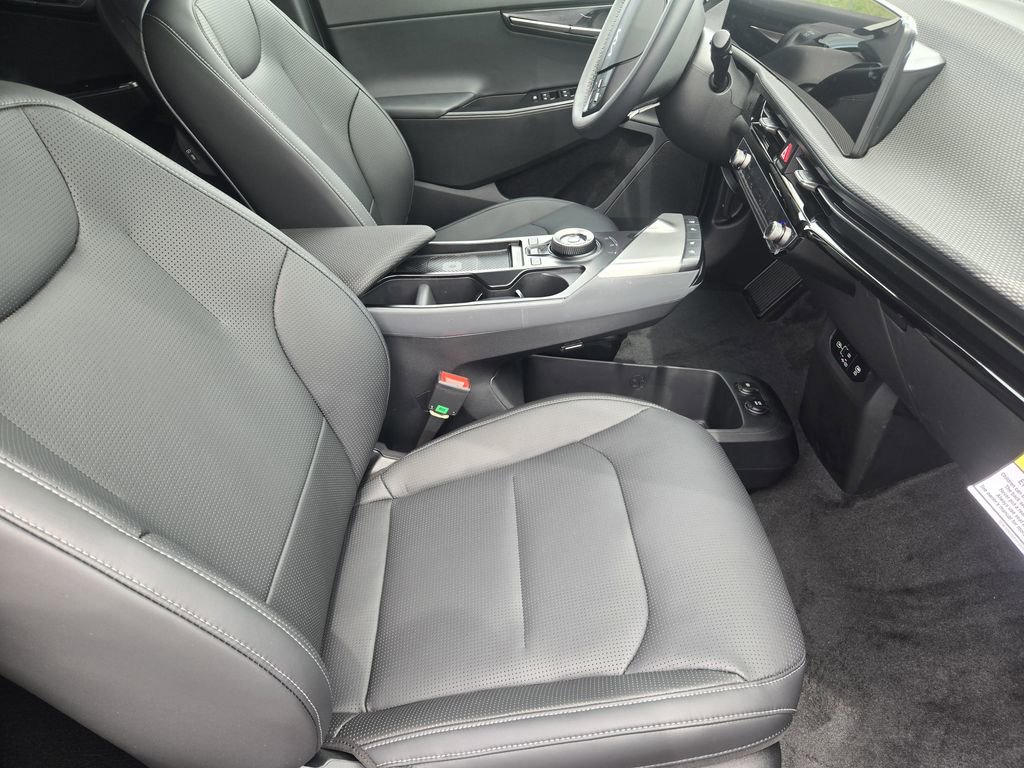 New 2025 Kia EV6 Wind RWD image 10
