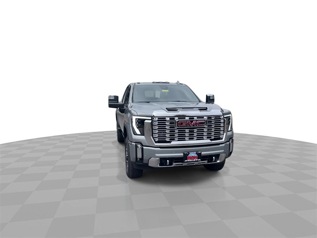 New 2026 GMC Sierra 3500 Denali w/ Denali Reserve Package image 2