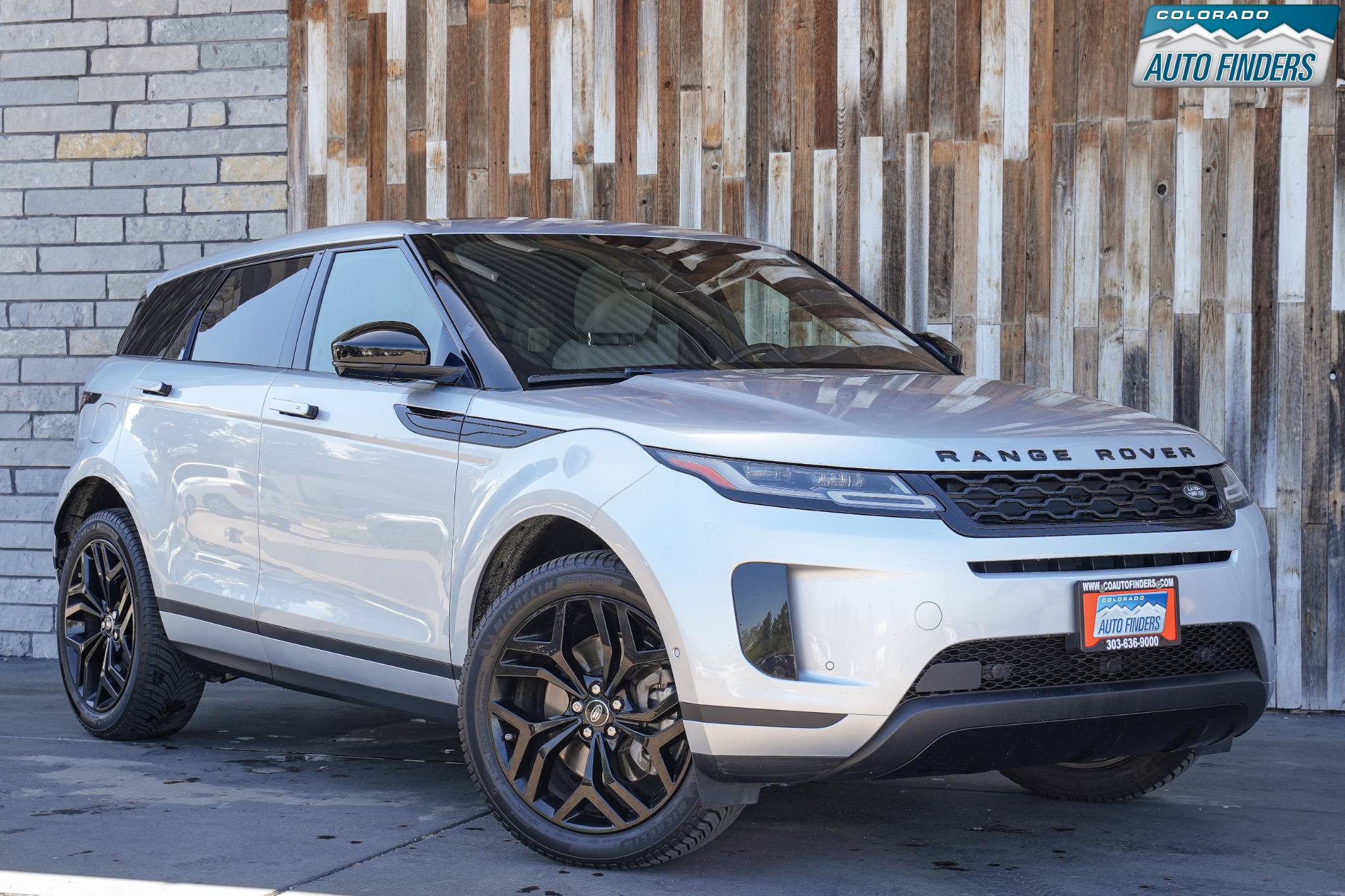 Used 2020 Land Rover Range Rover Evoque SE AWD/4WD image 9