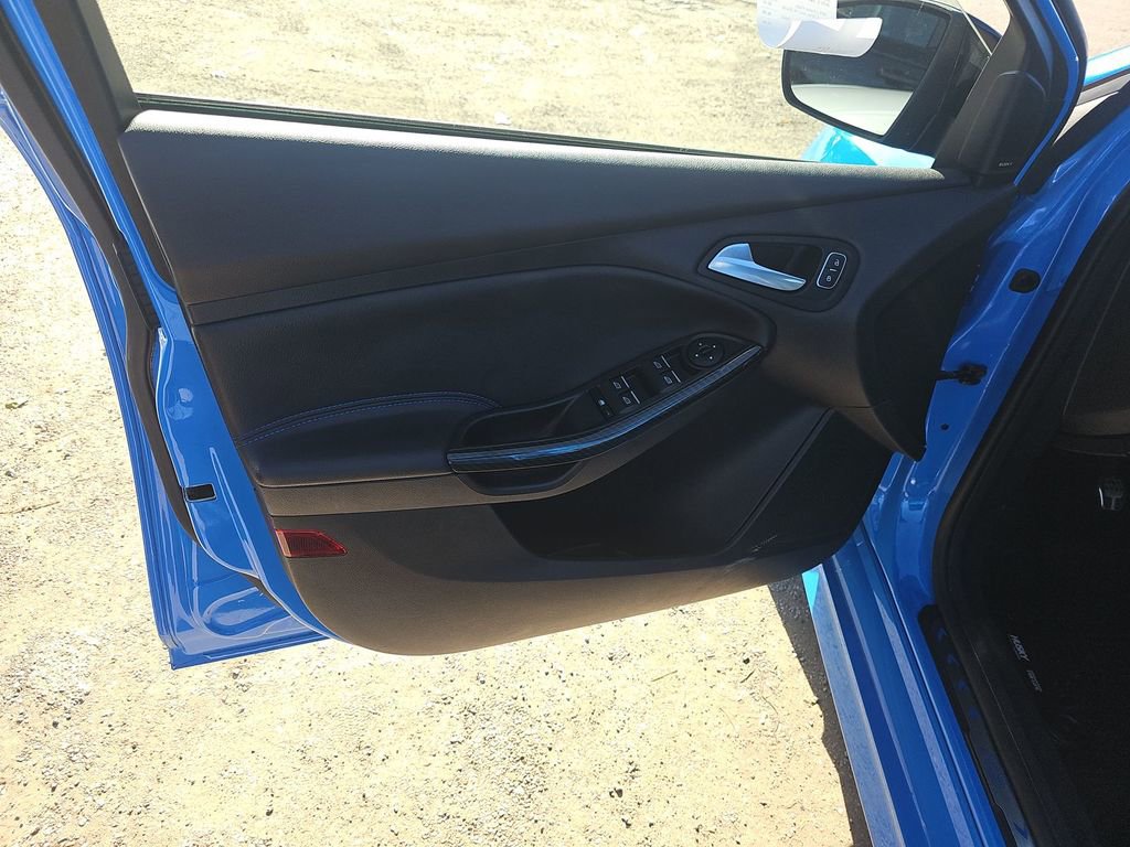 Used 2018 Ford Focus RS image 10
