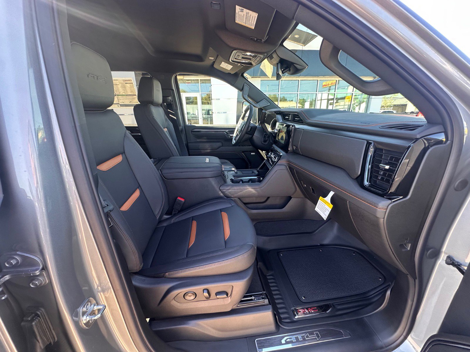 New 2026 GMC Sierra 2500 AT4 w/ AT4 Preferred Package image 28