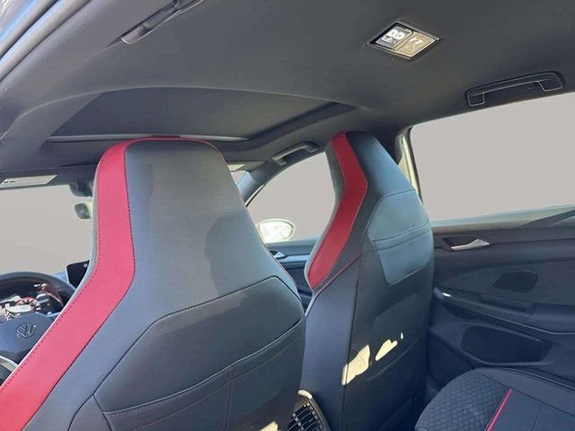 New 2026 Volkswagen GTI SE image 8