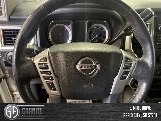 Used 2019 Nissan Titan SV w/ SV Convenience Package AWD/4WD image 16