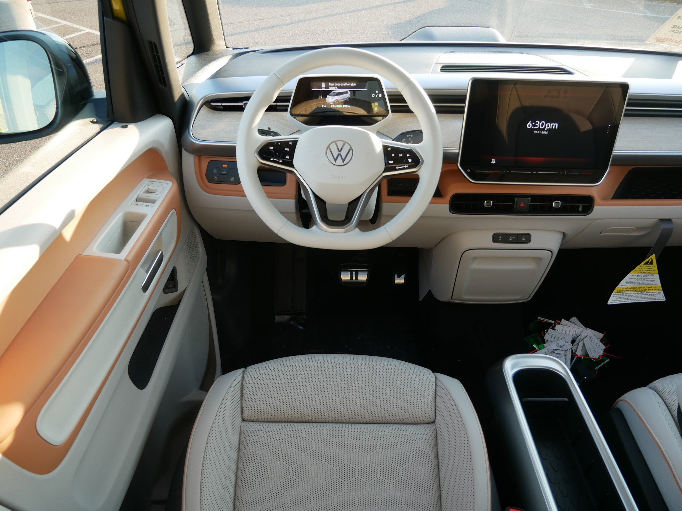 New 2025 Volkswagen ID. Buzz 1st Edition image 7