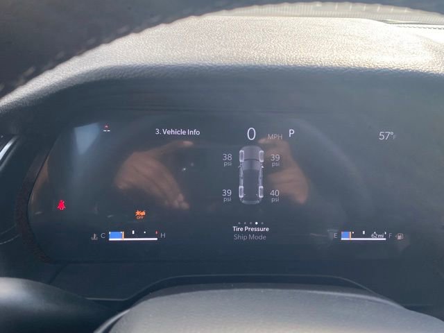 New 2025 Jeep Grand Cherokee Altitude image 19