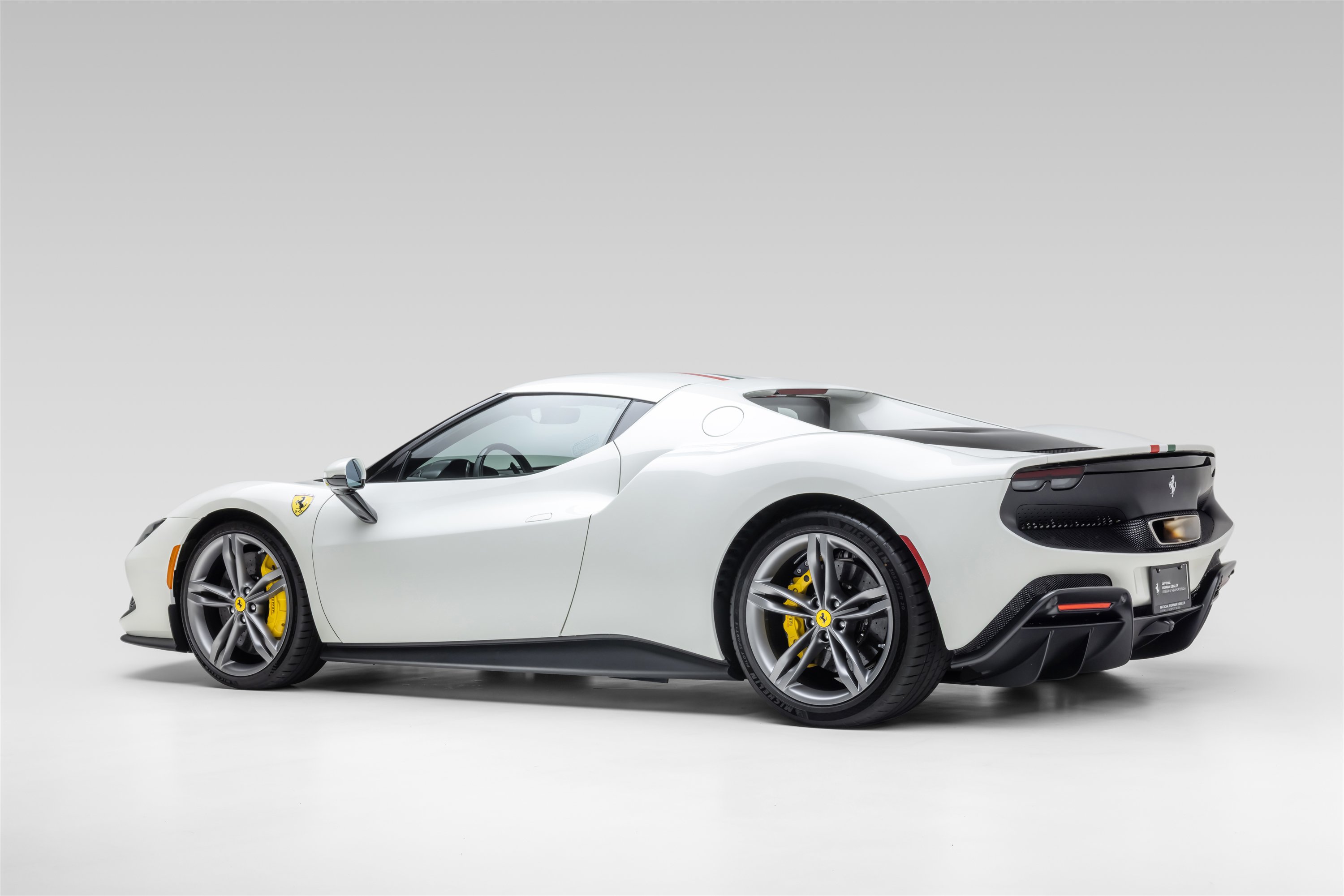 Used 2022 Ferrari 296 GTB RWD image 4