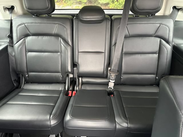 Used 2025 Lincoln Navigator Reserve AWD/4WD image 21