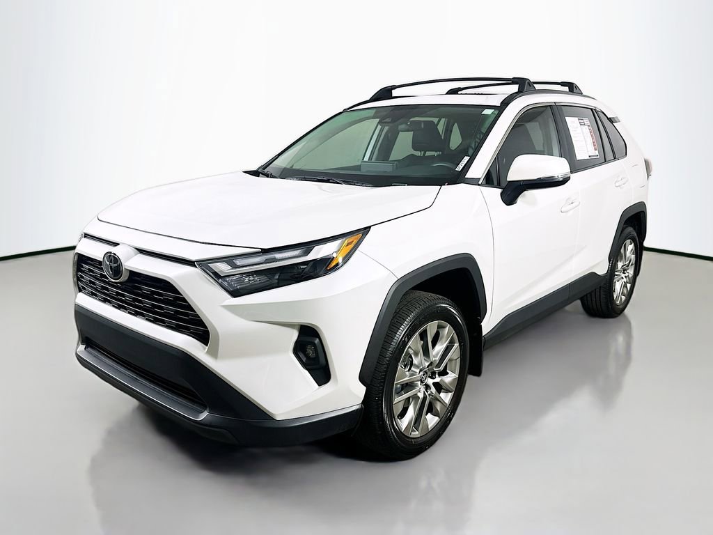 Used 2025 Toyota RAV4 XLE Premium FWD image 3