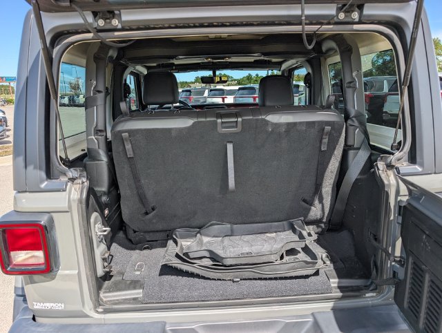 Used 2019 Jeep Wrangler Rubicon AWD/4WD image 5