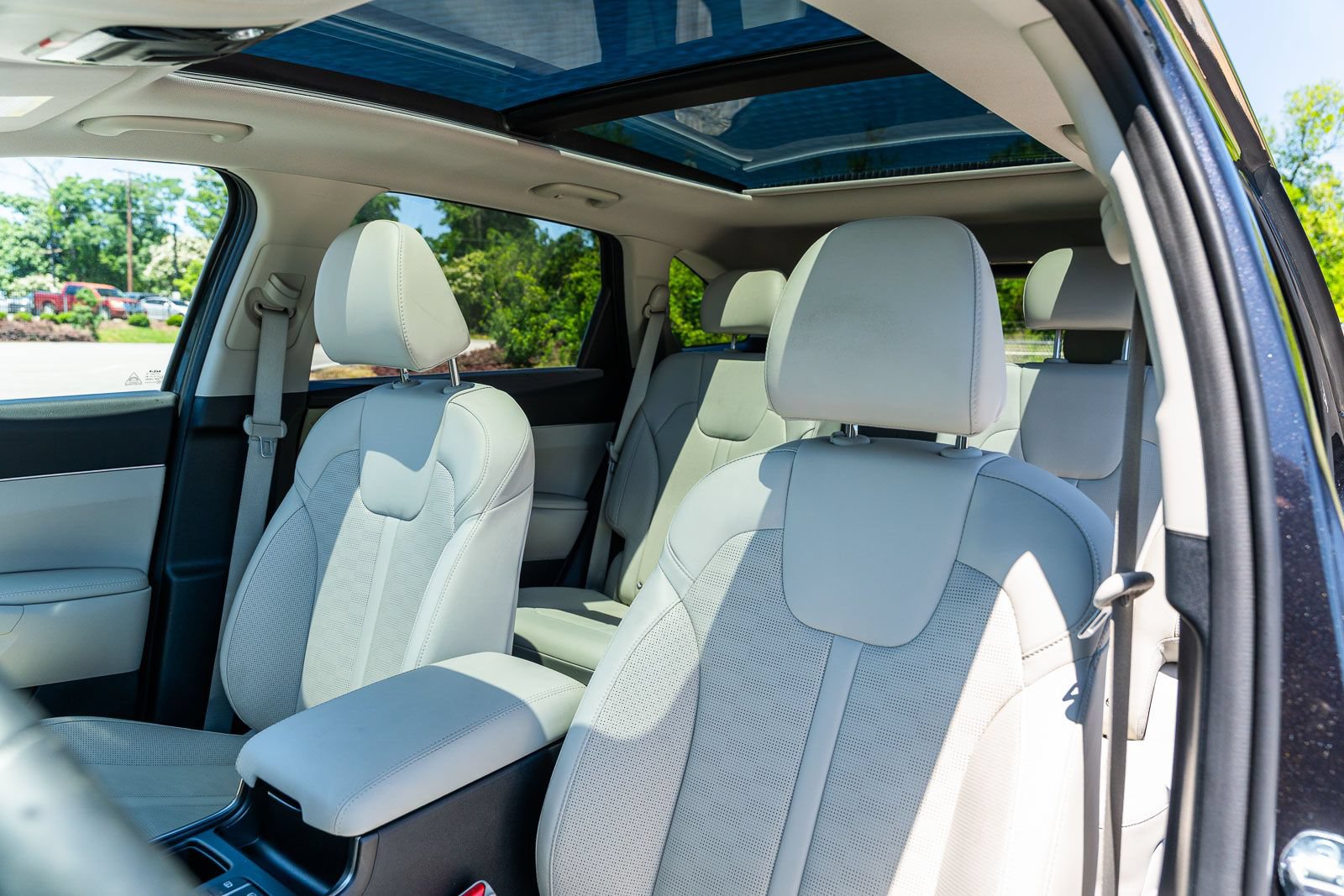 Used 2025 Kia Sorento EX w/ Panoramic Sunroof Package FWD image 21