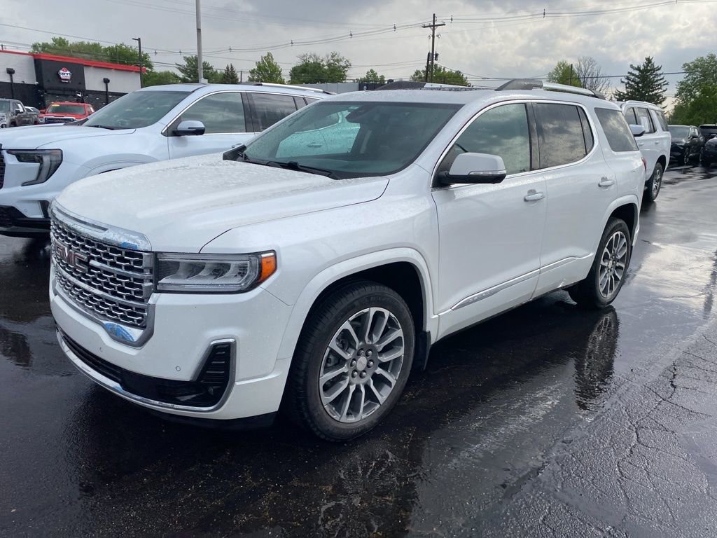 Used 2021 GMC Acadia Denali w/ Denali Ultimate Package AWD/4WD image 1