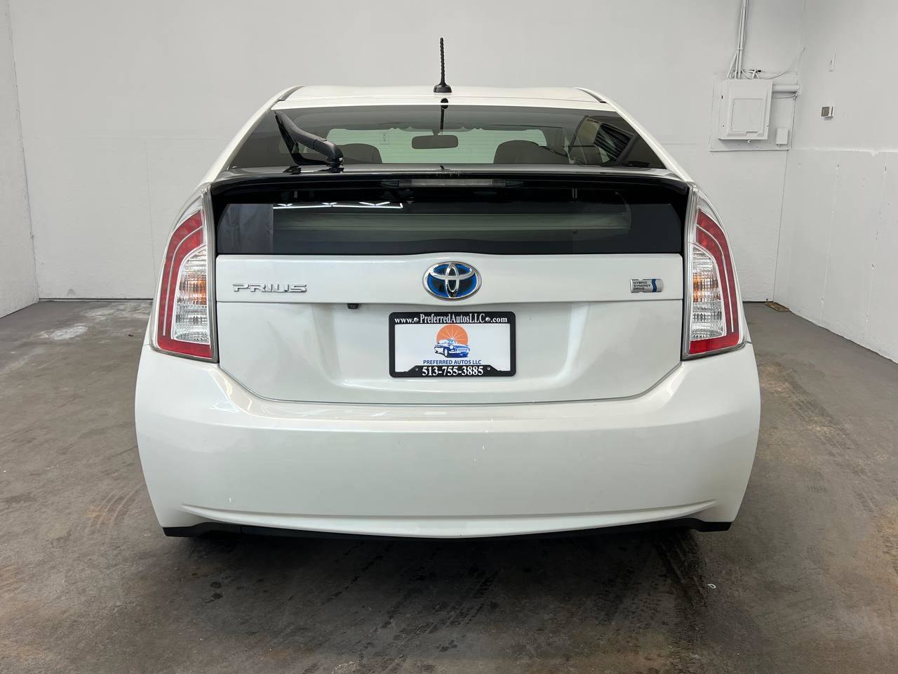 Used 2015 Toyota Prius Persona Series FWD image 5