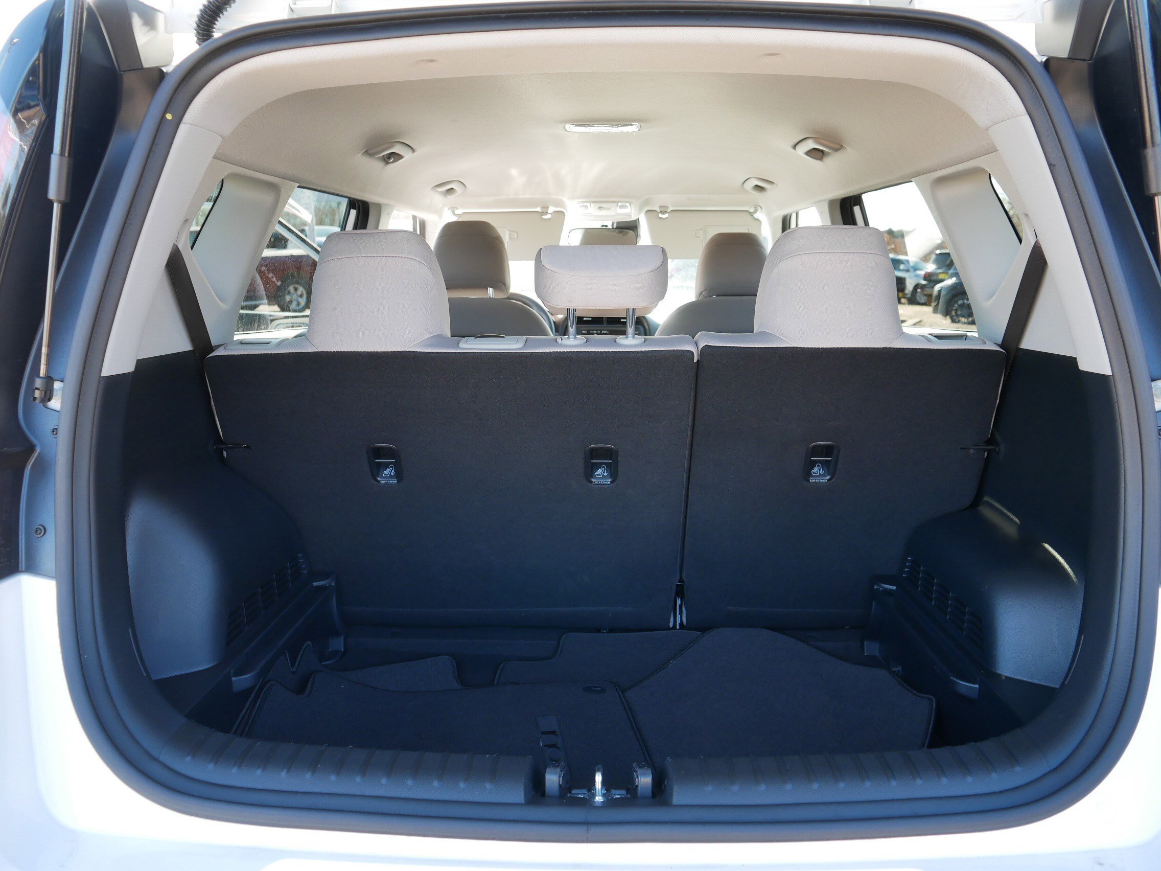 Certified 2025 Kia Soul S image 18