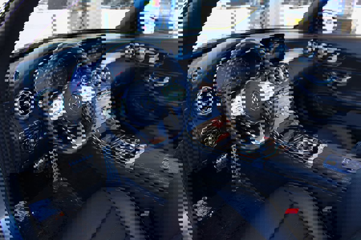 Used 2021 Mercedes-Benz C 300 Cabriolet w/ AMG Line image 16