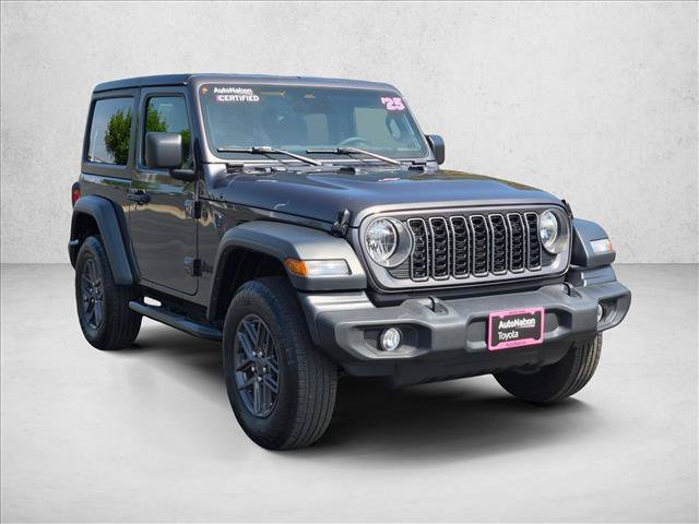 Used 2025 Jeep Wrangler Sport AWD/4WD image 3