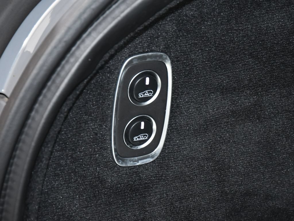 Used 2023 Aston Martin DBX AWD/4WD image 67