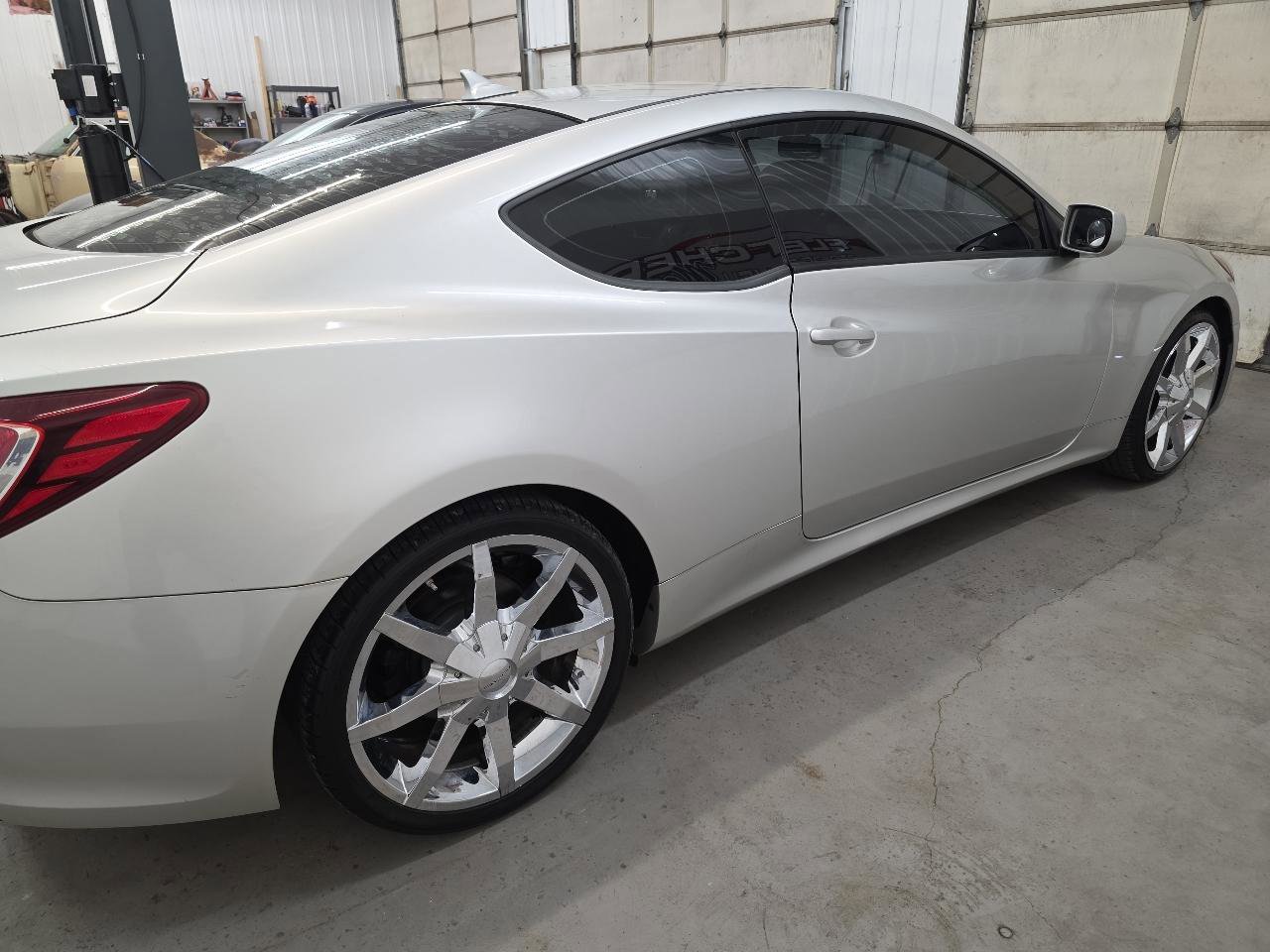 Used 2013 Hyundai Genesis 2.0T image 16
