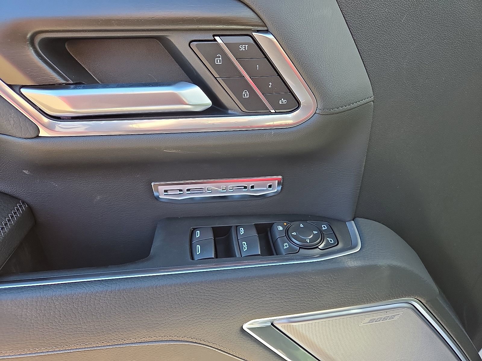 New 2026 GMC Sierra 1500 Denali w/ Denali Reserve Package image 9