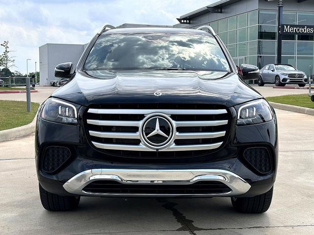 Used 2025 Mercedes-Benz GLS 450 4MATIC image 3