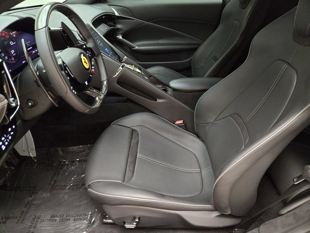 Used 2022 Ferrari Roma RWD image 19