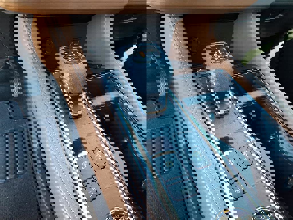 Used 2023 Nissan Pathfinder Platinum image 15