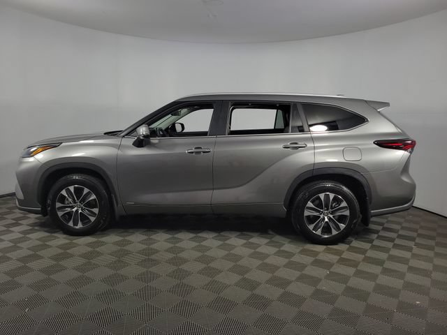 Used 2026 Toyota Highlander XLE AWD/4WD image 4