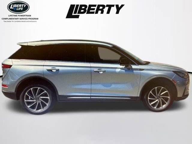 Used 2023 Lincoln Corsair AWD w/ Equipment Group 101A image 9