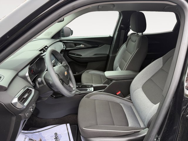 Certified 2023 Chevrolet TrailBlazer LT w/ Convenience Package AWD/4WD image 9
