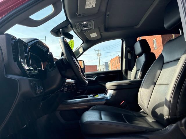 Used 2024 Chevrolet Silverado 2500 LTZ w/ LTZ Premium Package image 16