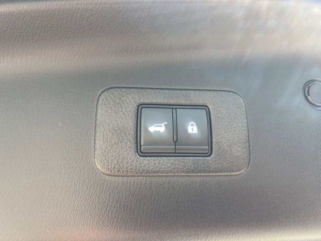Certified 2023 Nissan Armada SL w/ Cargo Package AWD/4WD image 14