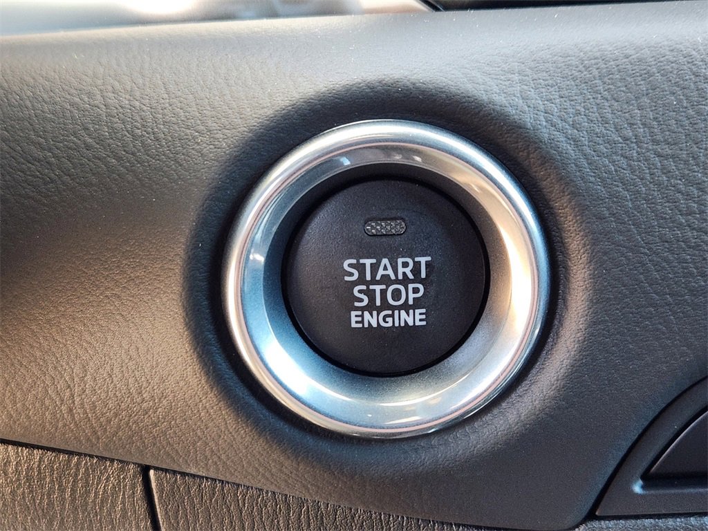 New 2025 MAZDA CX-5 Signature image 24