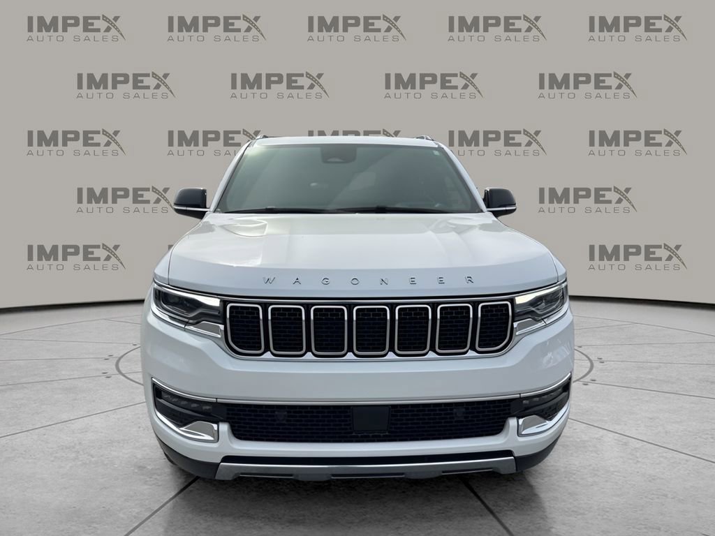Used 2024 Jeep Wagoneer Series III AWD/4WD image 8