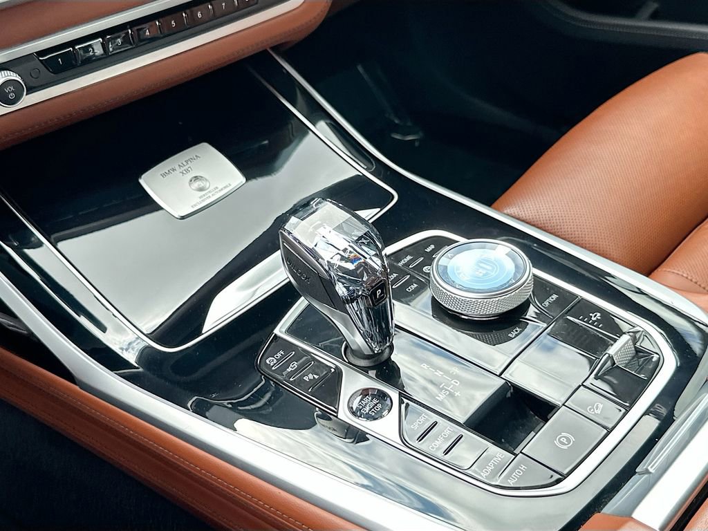 Used 2021 BMW ALPINA XB7 AWD/4WD image 17