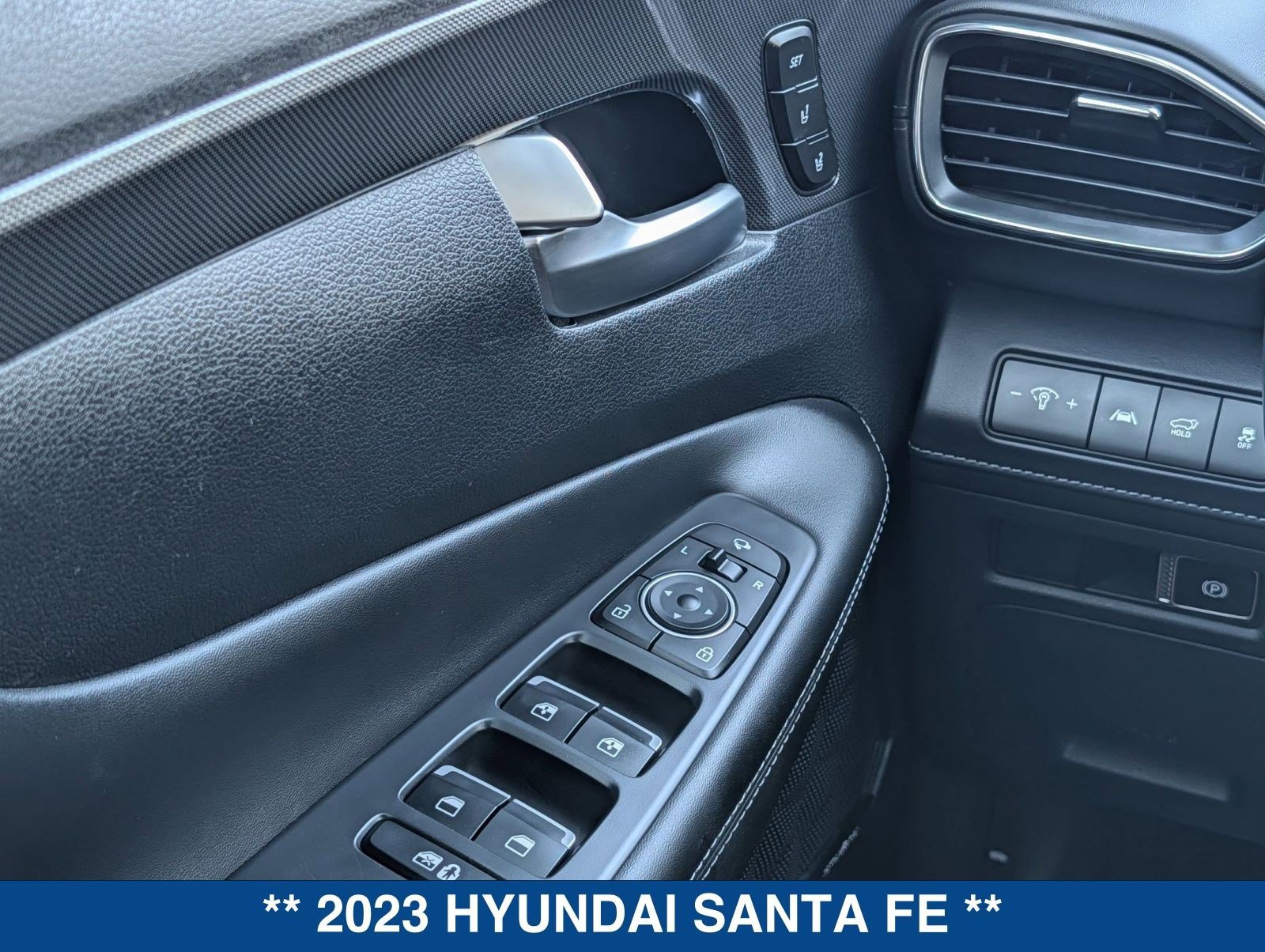 Used 2023 Hyundai Santa Fe Limited image 24